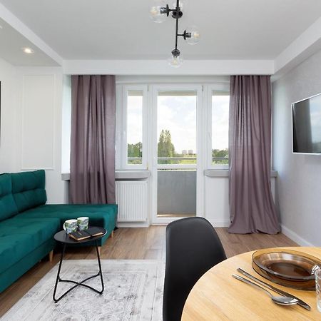 Metro Marymont Apartment By Noclegi Renters Warschau Buitenkant foto